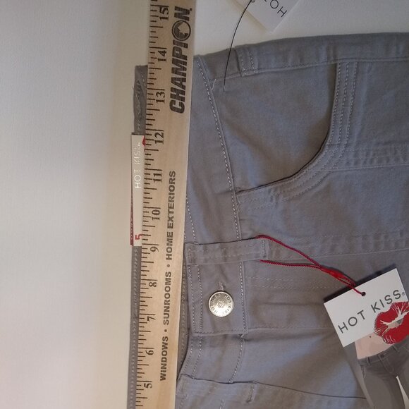 Hot Kiss Mid Rise Grey Cargo Pants - Size 5 - NWT - Junior’s - Casual Utility - Picture 9 of 11